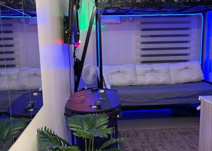 Hotel Urban Deca Tower Cubao - Affordable Unit For Transient Manila